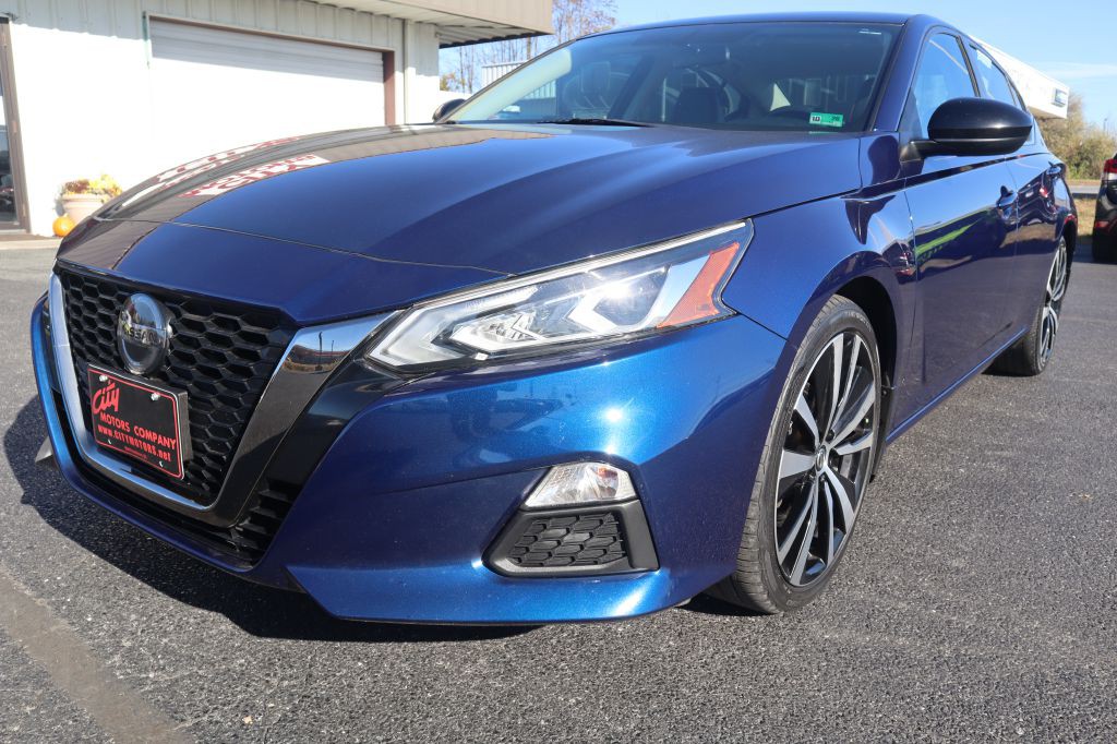 2019 Nissan Altima Image 19