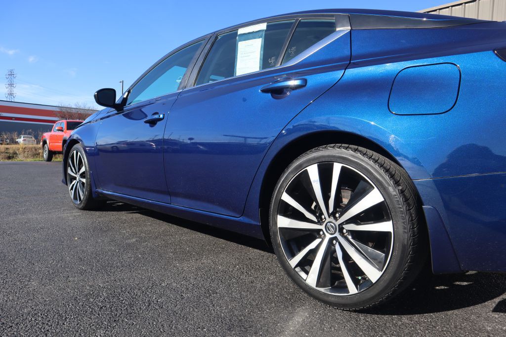 2019 Nissan Altima Image 21