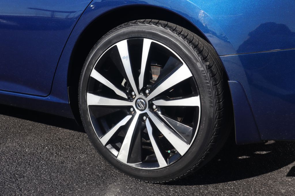 2019 Nissan Altima Image 22