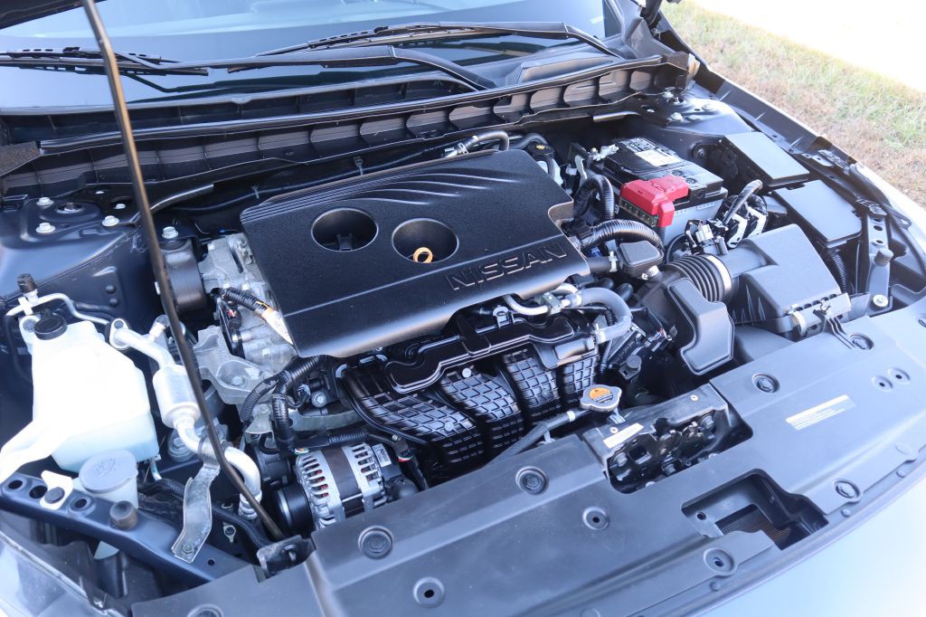 2019 Nissan Altima Image 30