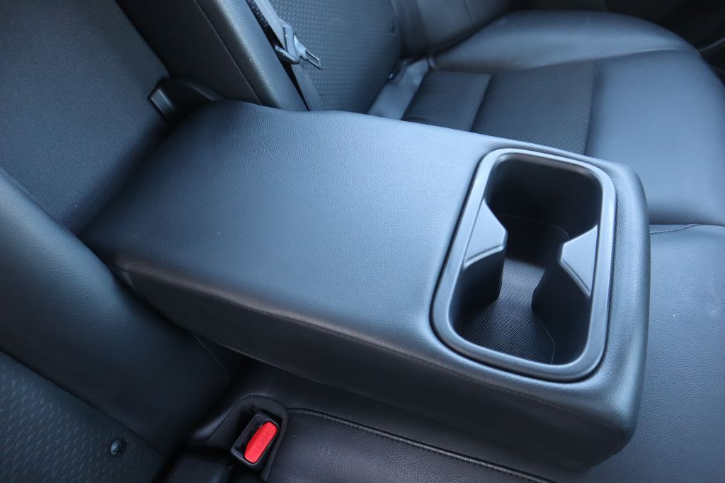 2019 Nissan Altima Image 38