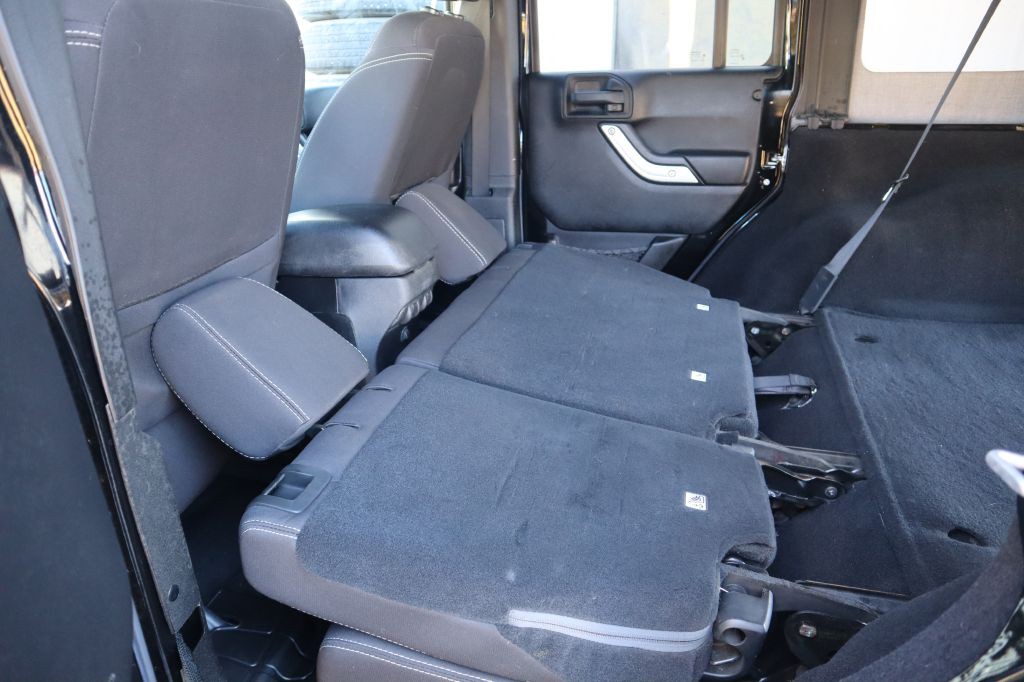2014 Jeep Wrangler Image 45