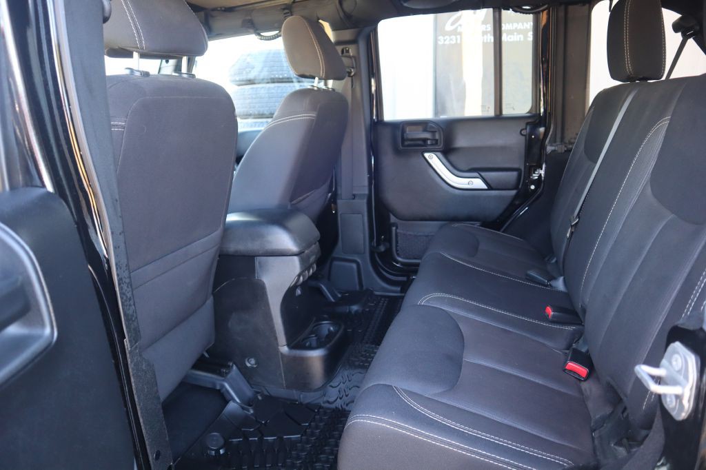 2014 Jeep Wrangler Image 60