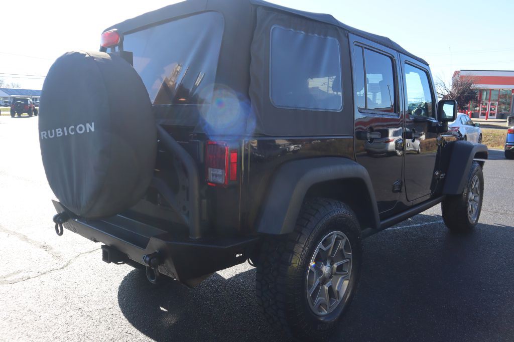 2014 Jeep Wrangler Image 24