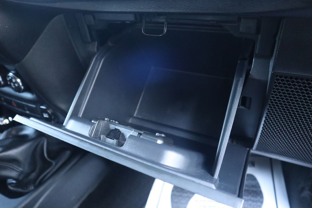 2014 Jeep Wrangler Image 38