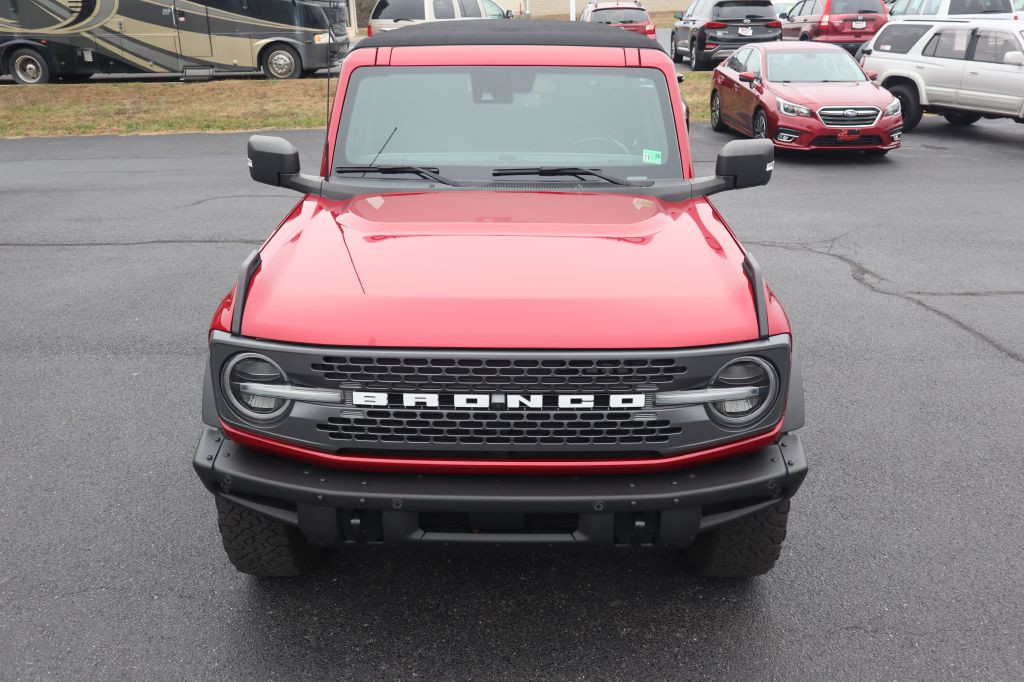 2021 Ford Bronco Image 2