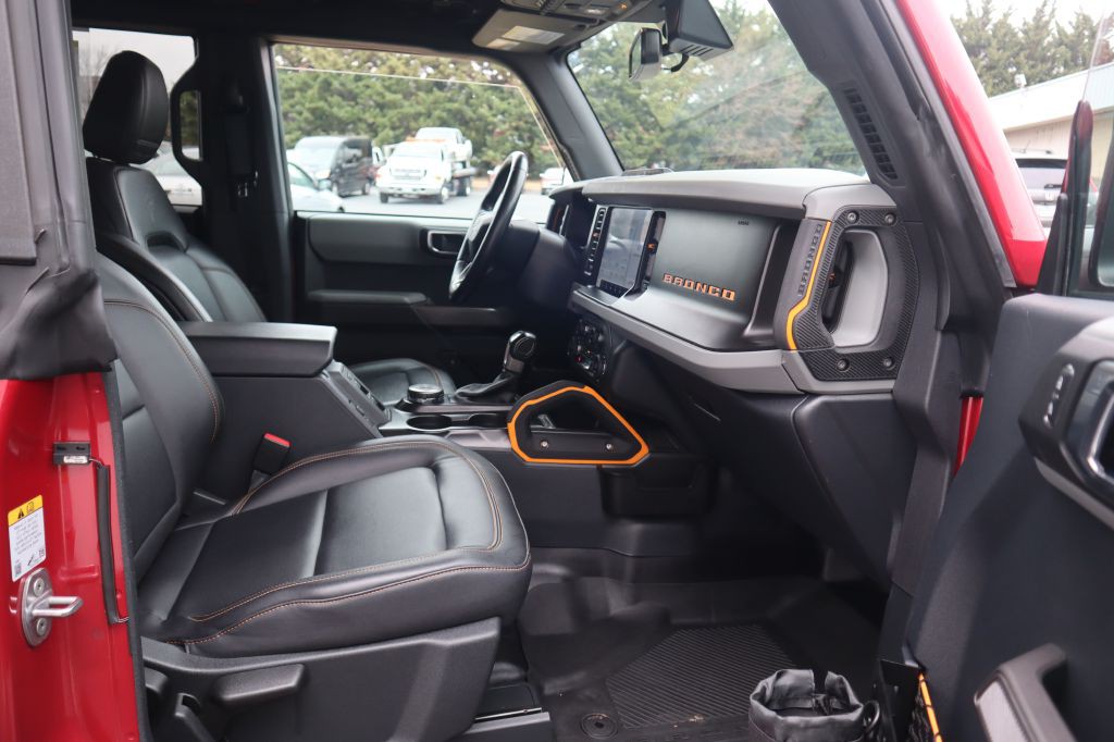 2021 Ford Bronco Image 34