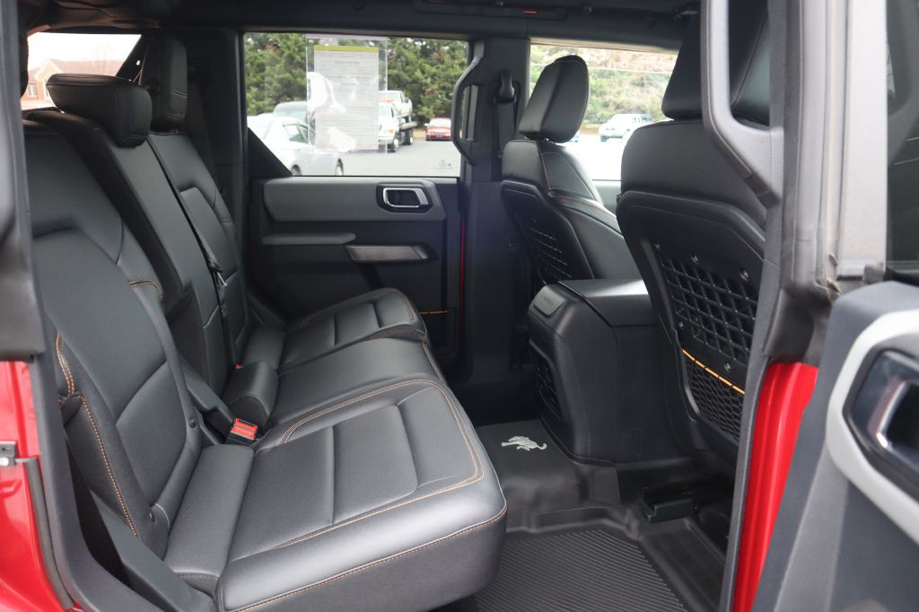 2021 Ford Bronco Image 39