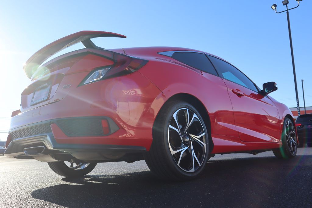 2018 Honda Civic Image 17
