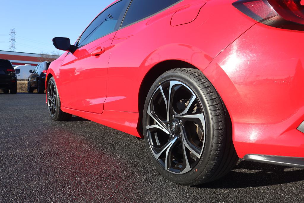2018 Honda Civic Image 24