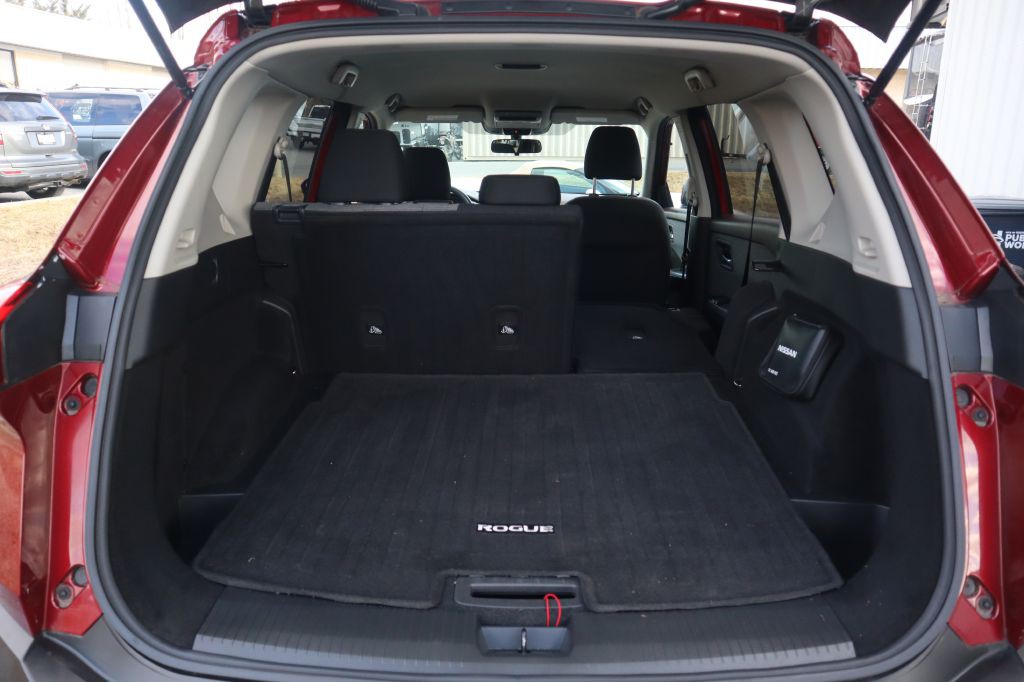 2021 Nissan Rogue Image 35