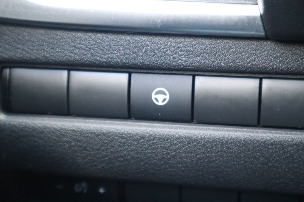 2021 Nissan Rogue Image 52