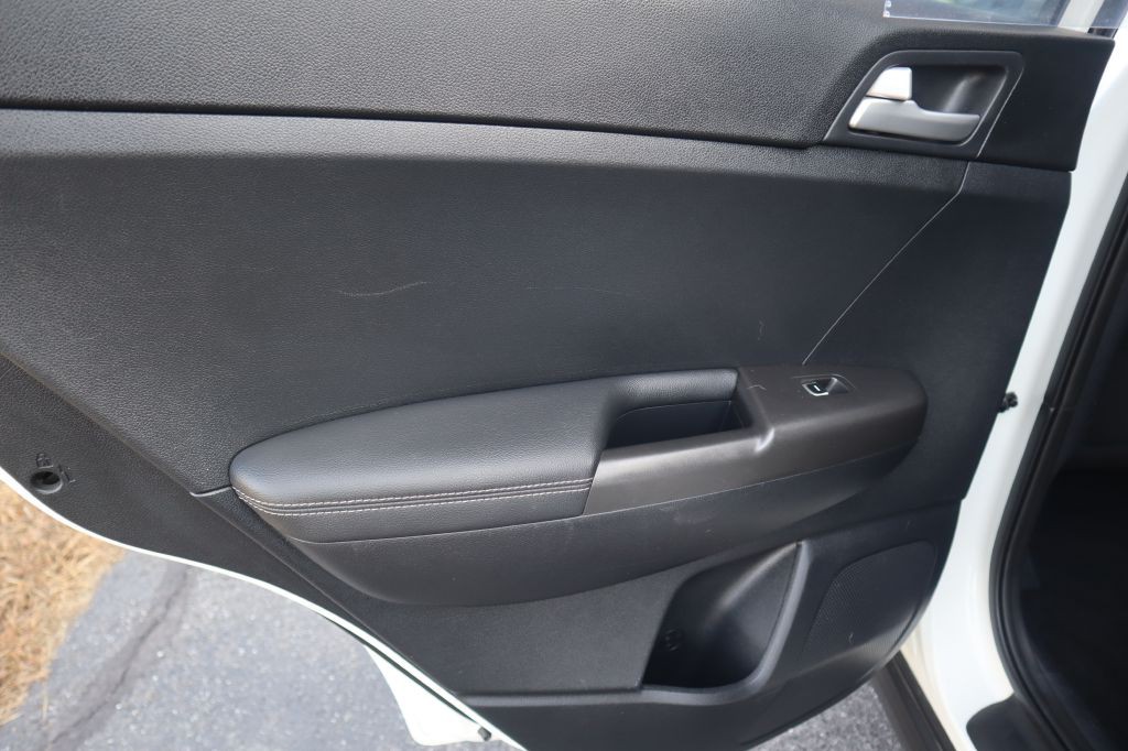 2019 Kia Sportage Image 39