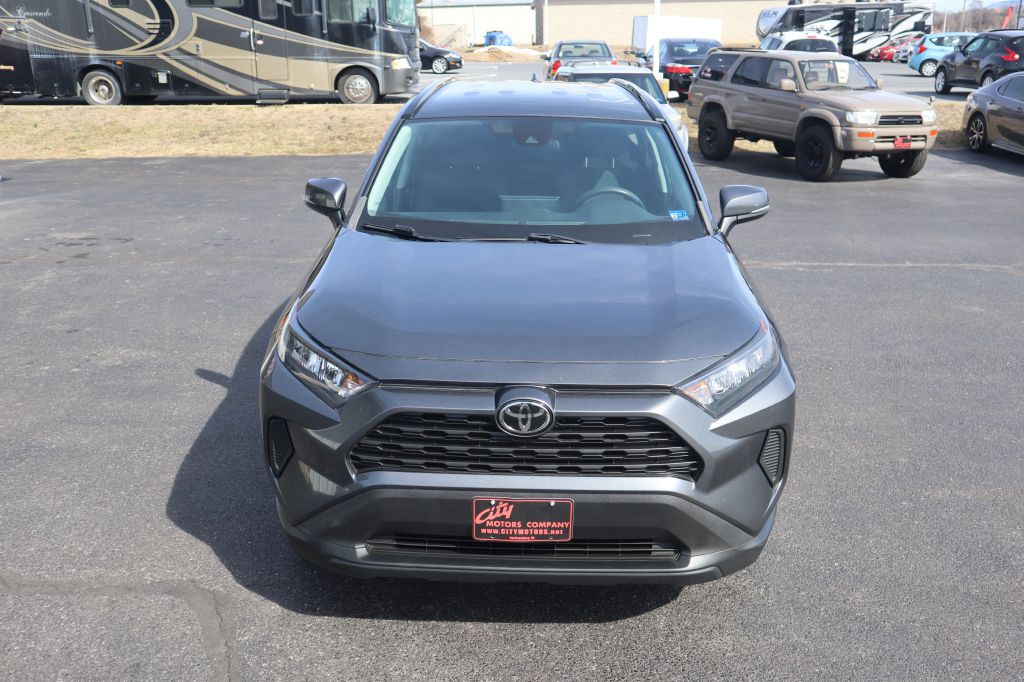 2019 Toyota Rav4 Image 2
