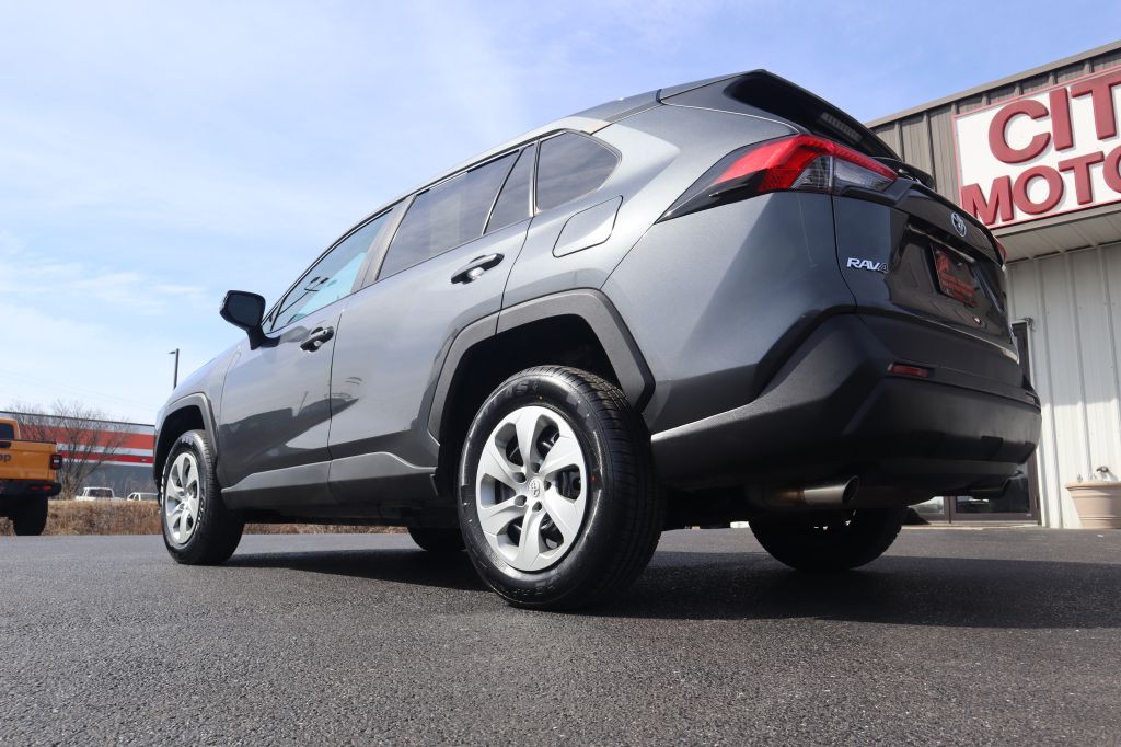 2019 Toyota Rav4 Image 13