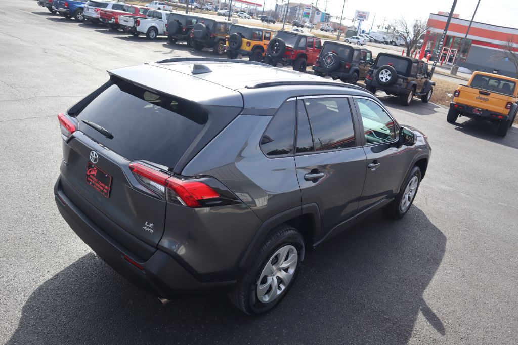 2019 Toyota Rav4 Image 17