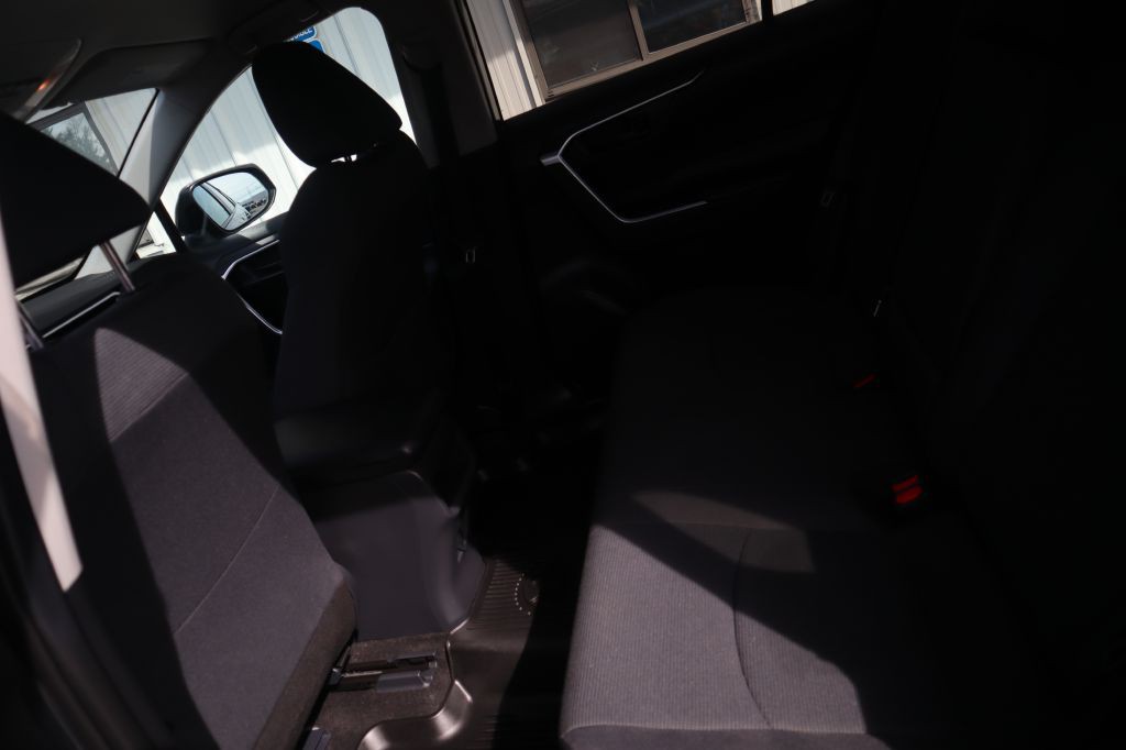 2019 Toyota Rav4 Image 44