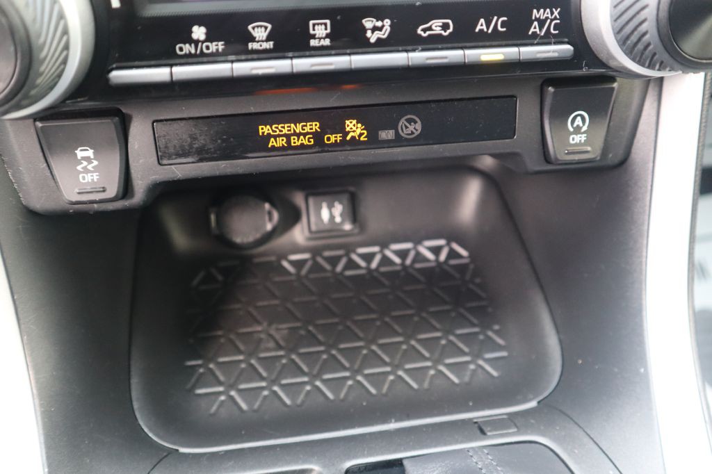 2019 Toyota Rav4 Image 64