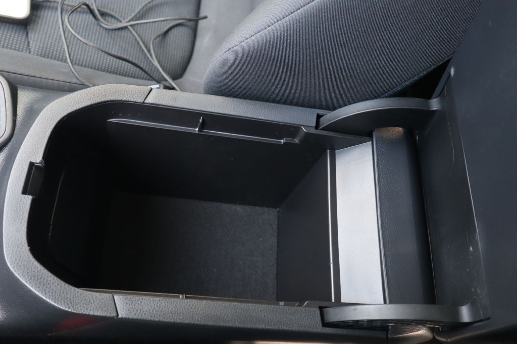 2019 Toyota Rav4 Image 65