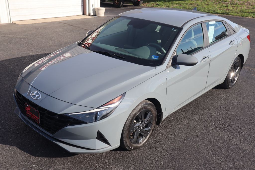 2023 Hyundai Elantra Image 10