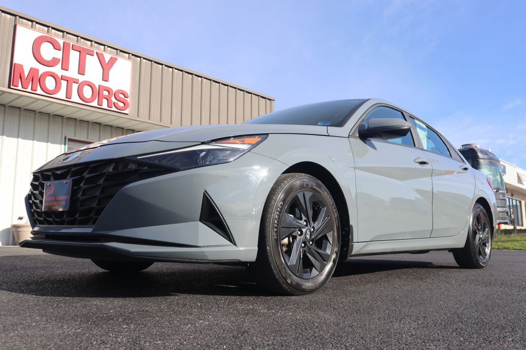 2023 Hyundai Elantra Image 14