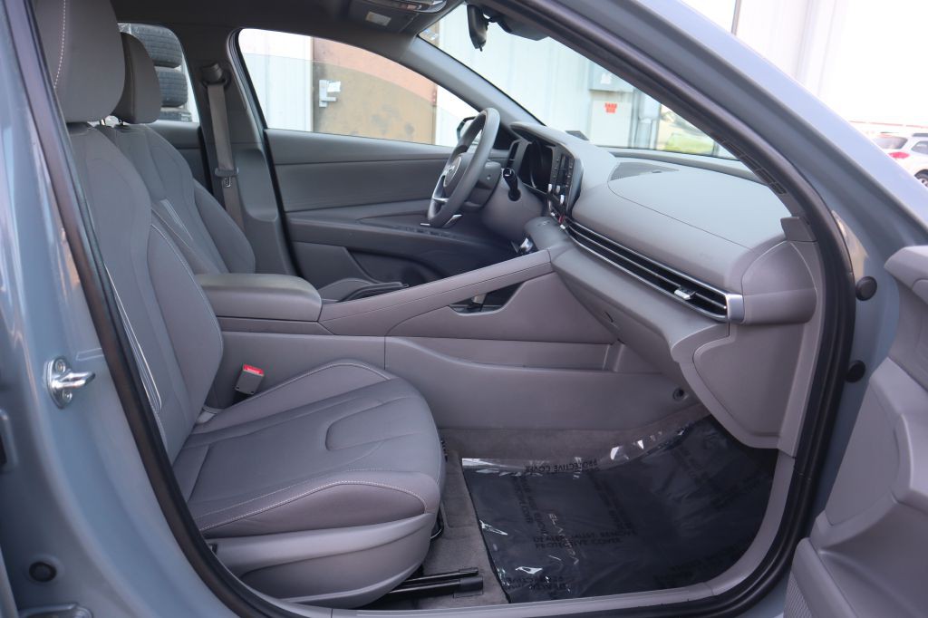 2023 Hyundai Elantra Image 33