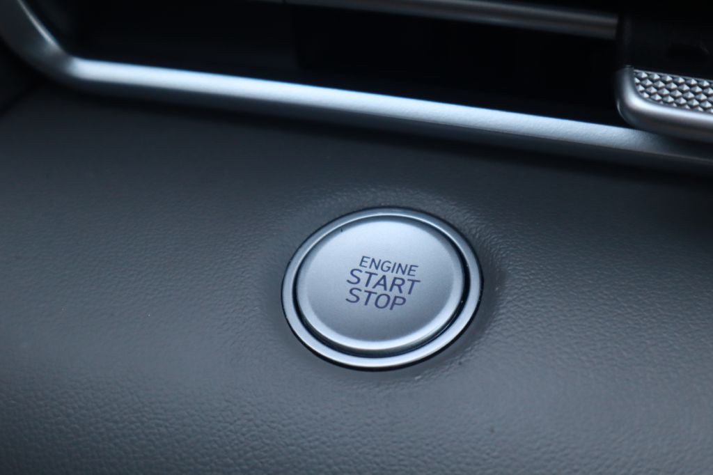 2023 Hyundai Elantra Image 56