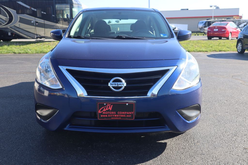 2019 Nissan Versa Image 17