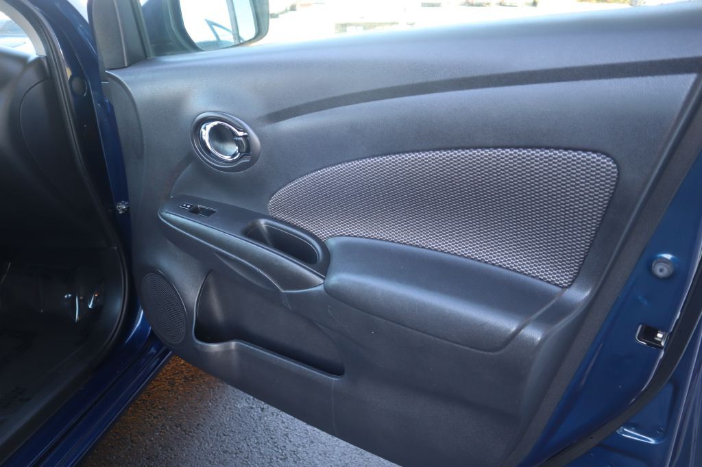 2019 Nissan Versa Image 29