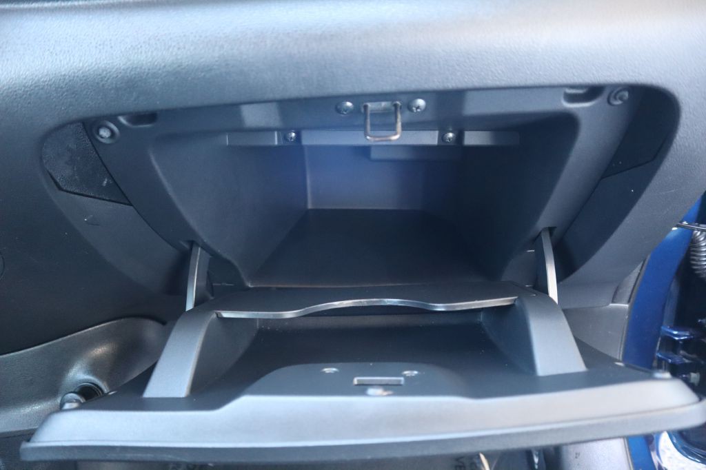 2019 Nissan Versa Image 30