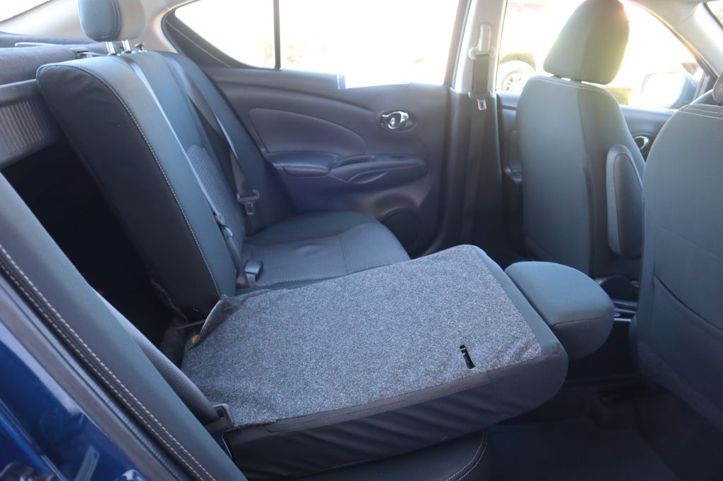 2019 Nissan Versa Image 32