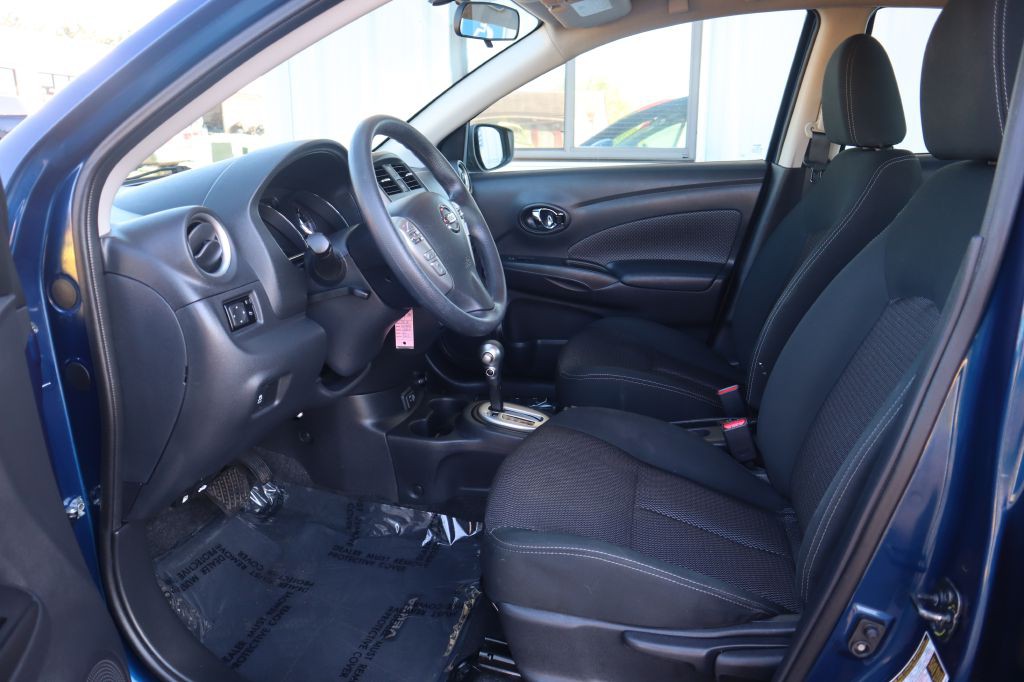 2019 Nissan Versa Image 40