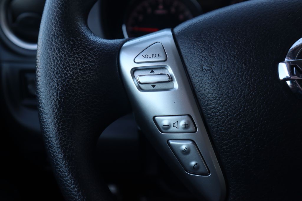 2019 Nissan Versa Image 44