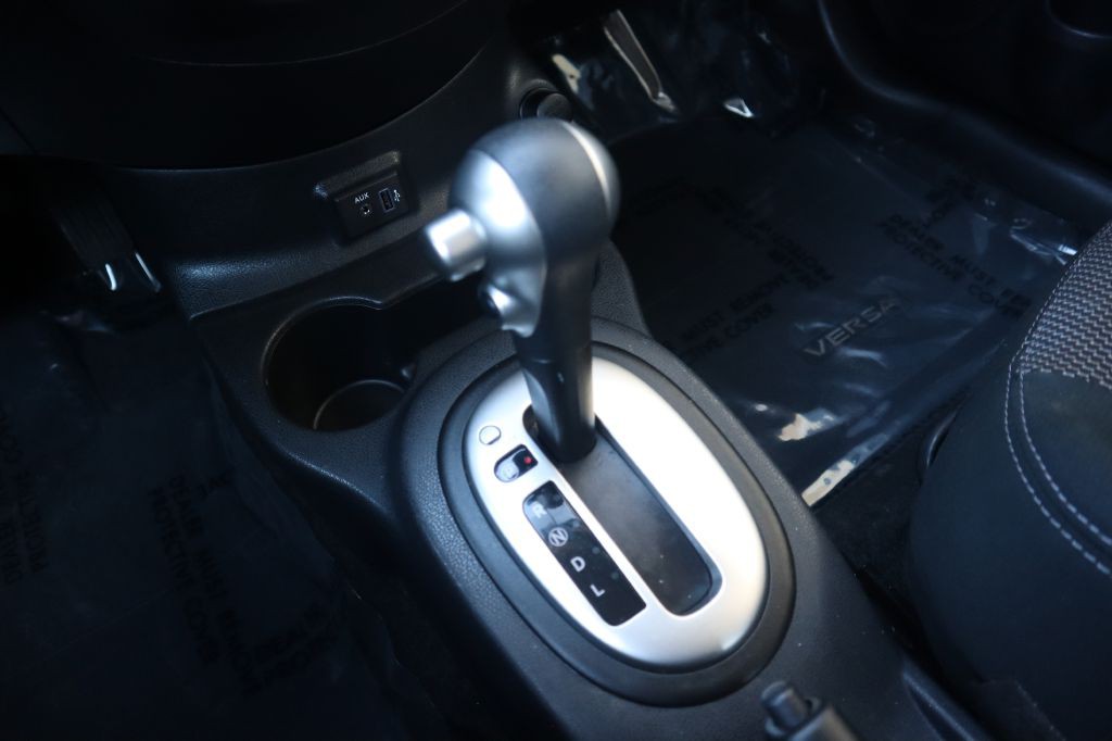 2019 Nissan Versa Image 53
