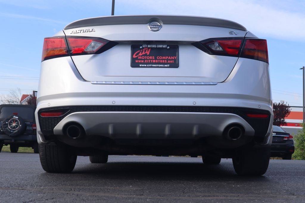 2019 Nissan Altima Image 10