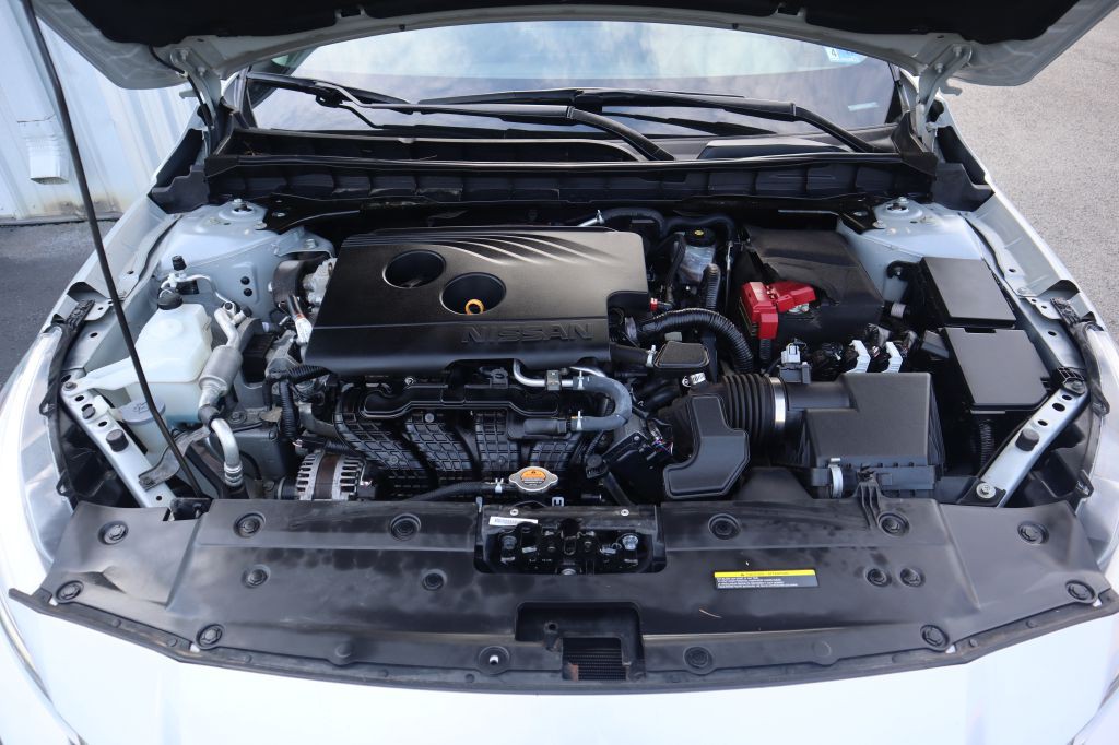 2019 Nissan Altima Image 36
