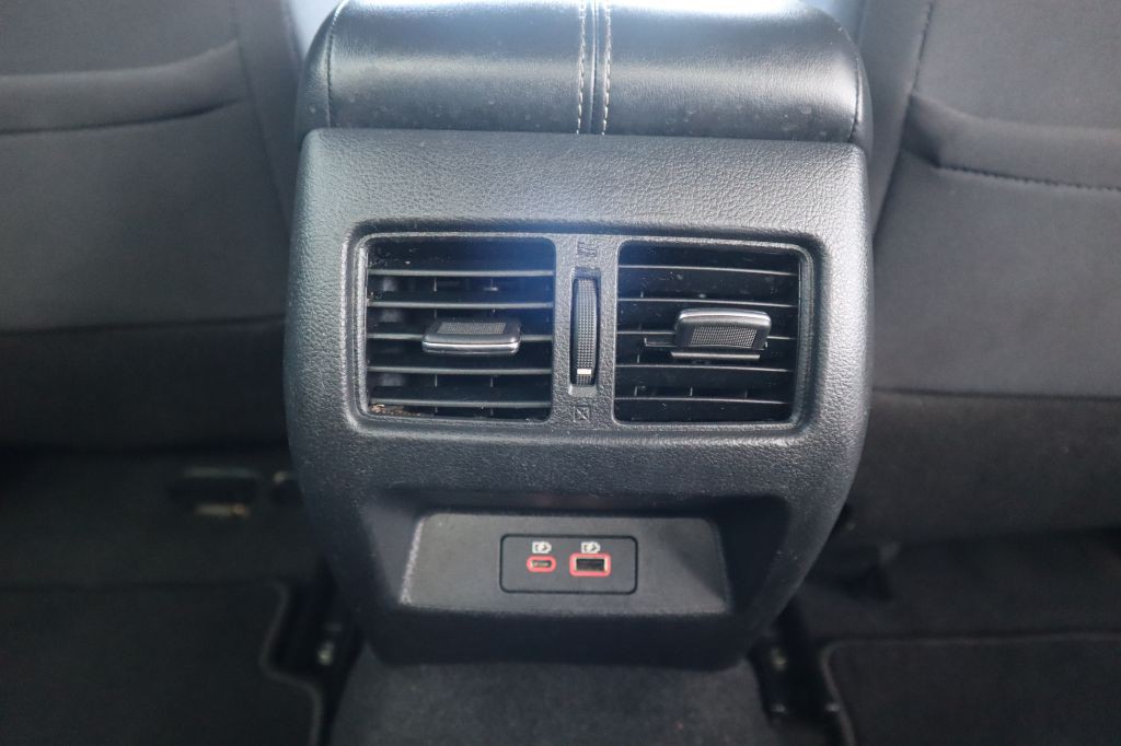 2019 Nissan Altima Image 44