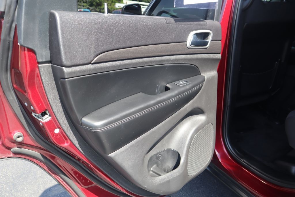 2018 Jeep Grand Cherokee Image 50