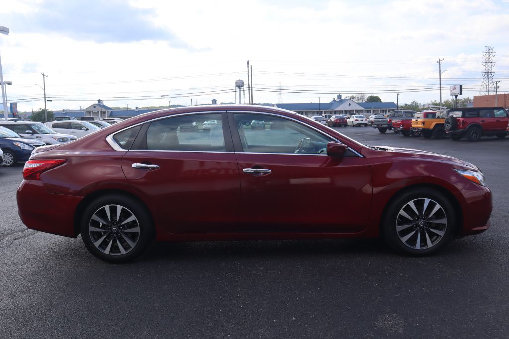 2016 Nissan Altima Image 5
