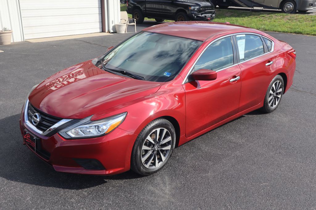 2016 Nissan Altima Image 10