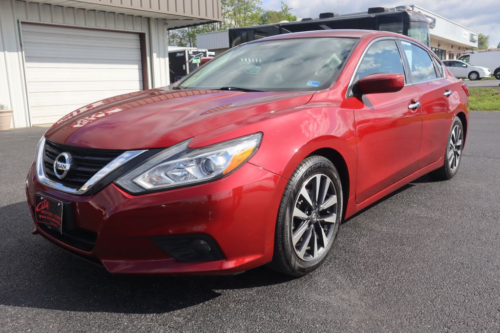 2016 Nissan Altima Image 19