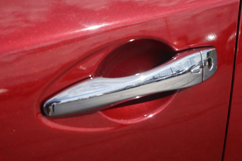 2016 Nissan Altima Image 21