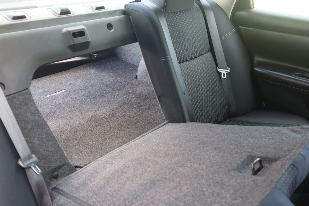 2016 Nissan Altima Image 42