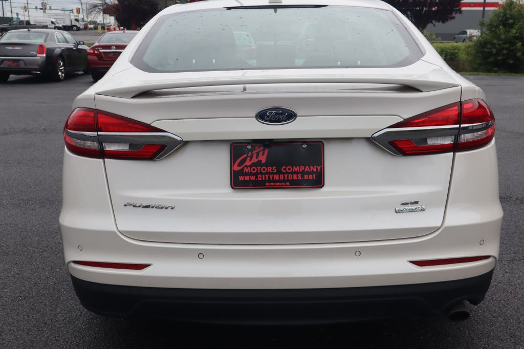 2019 Ford Fusion Image 25
