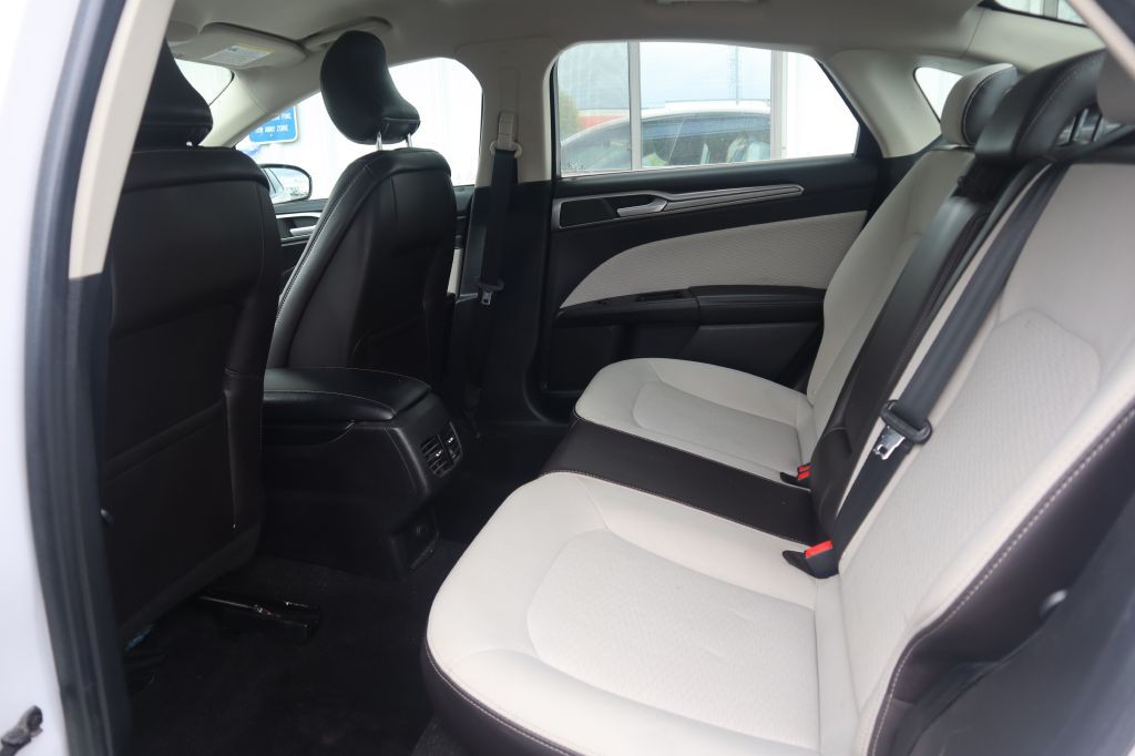 2019 Ford Fusion Image 48