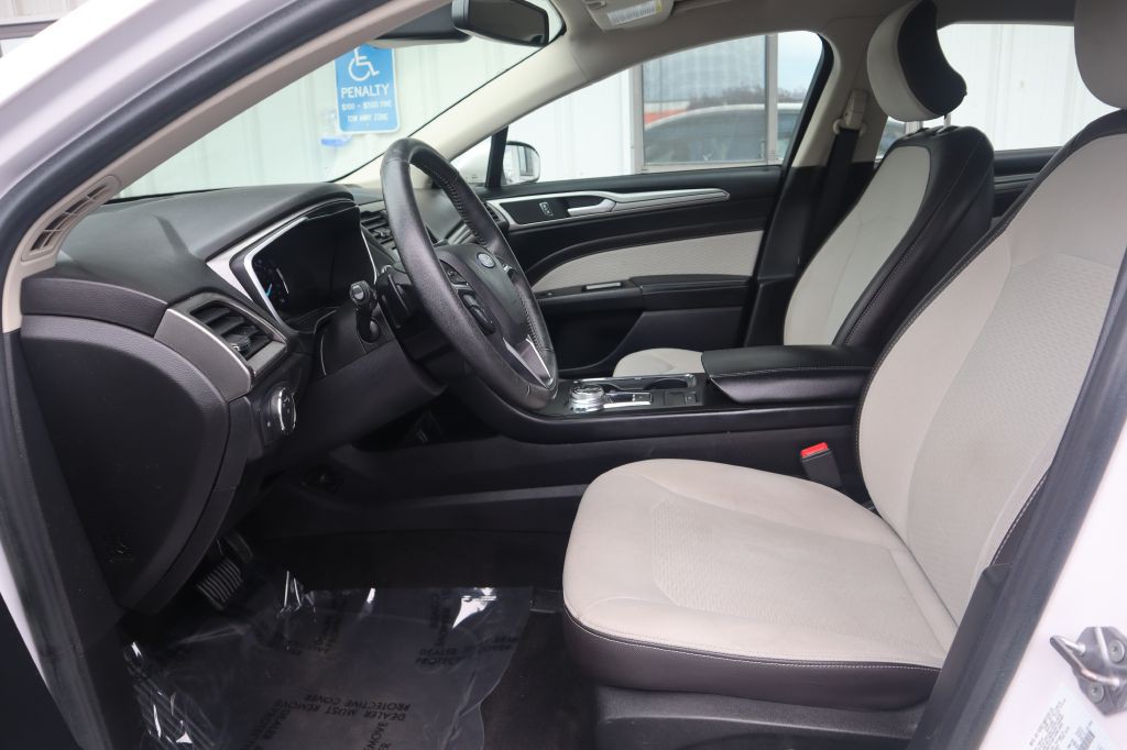 2019 Ford Fusion Image 50