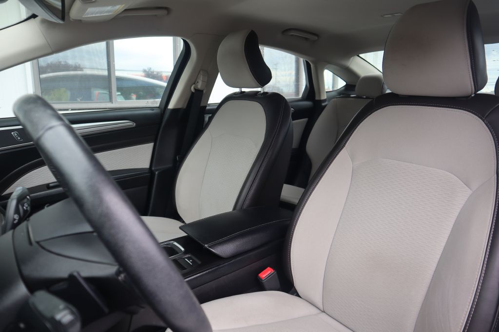2019 Ford Fusion Image 51