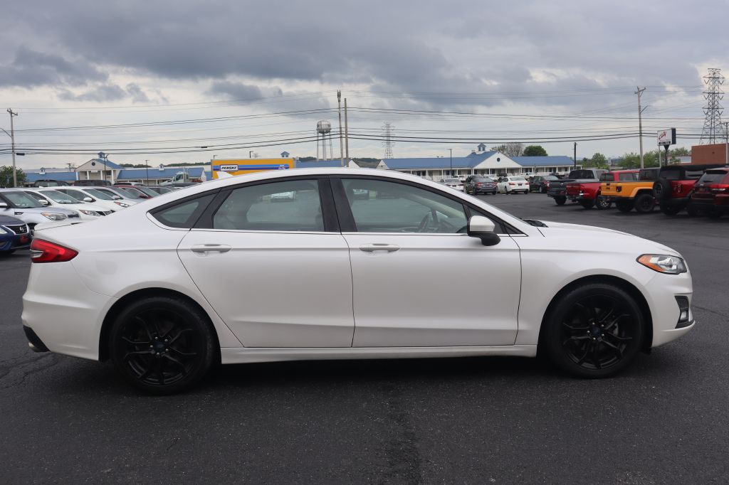 2019 Ford Fusion Image 5