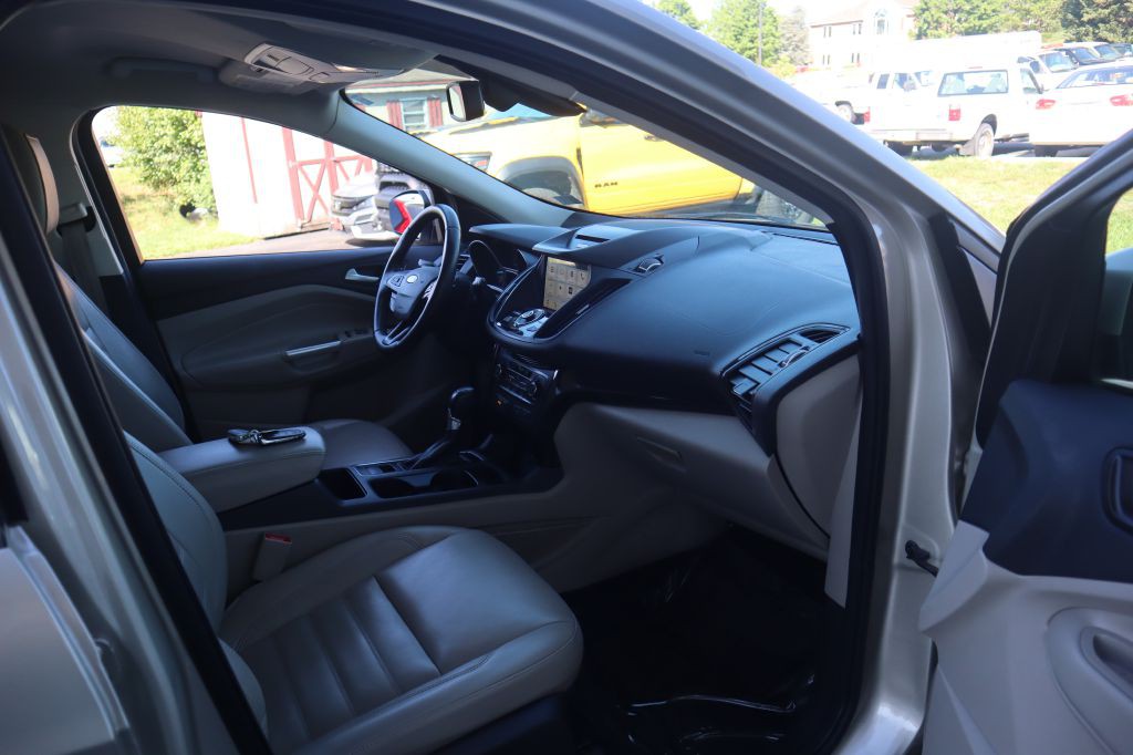 2017 Ford Escape Image 30
