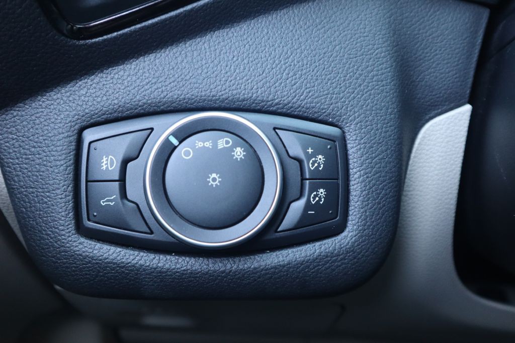 2017 Ford Escape Image 54